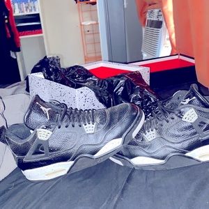 Air Jordan retro 4s LS Oreos 2015